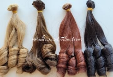 SENTETİK UCU BUKLELI SAÇ 20CM