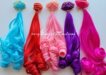 SENTETİK UCU BUKLELI SAÇ 30CM