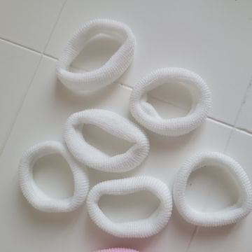 Beyaz Renk Lastik Toka