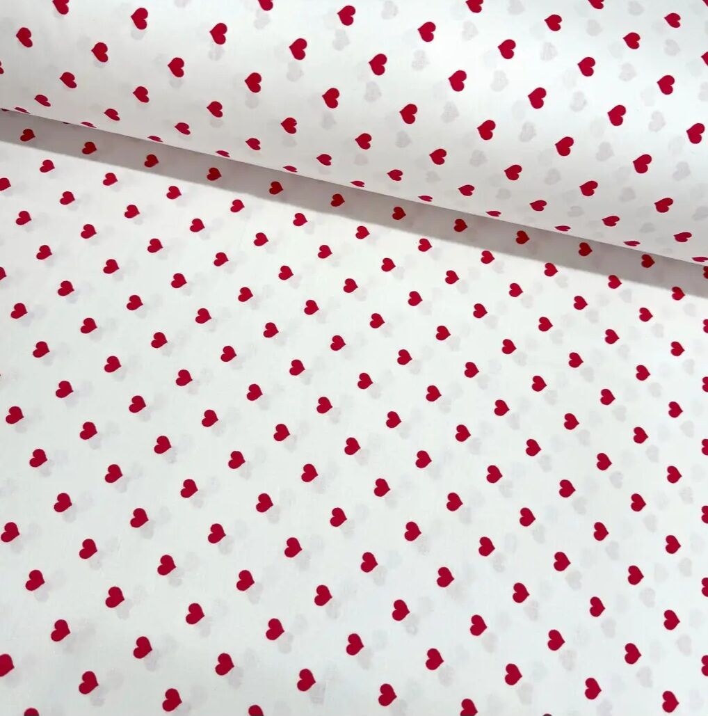 Kırmızı Kalpler Poplin Kumaş