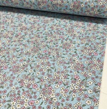 Mavili Çiçekler Poplin Kumaş